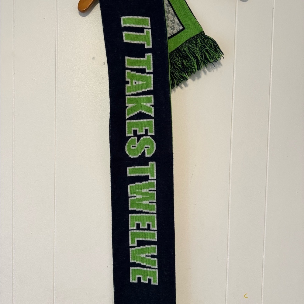 NFL Seattle Seahawks Navy Blue & Green Football Winter Scarf - Picture 3 of 6
